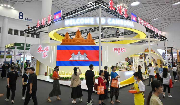 Cambodia encourages businessmen to attend canton fair